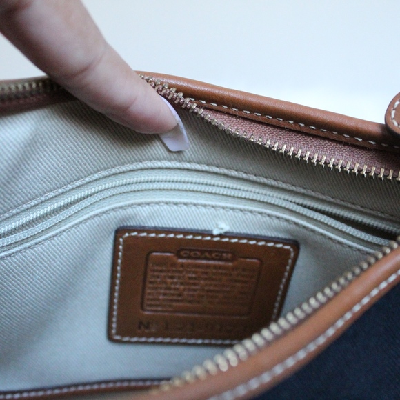 Coach - Picture 5 of 5